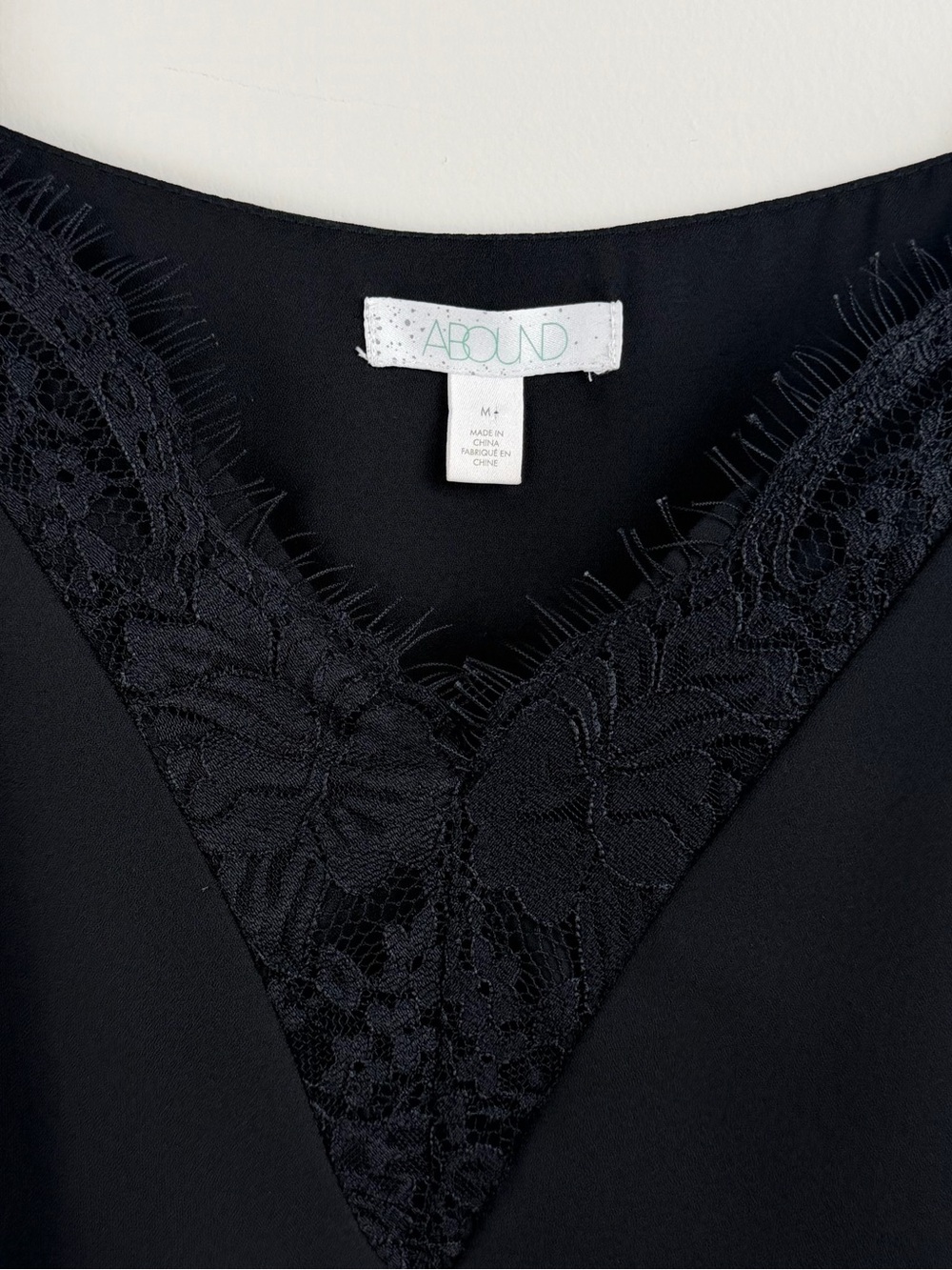 Abound Women’s Top Black Lace Insert Tank Lined Camisole Lightweight Size M - Picture 4 of 8